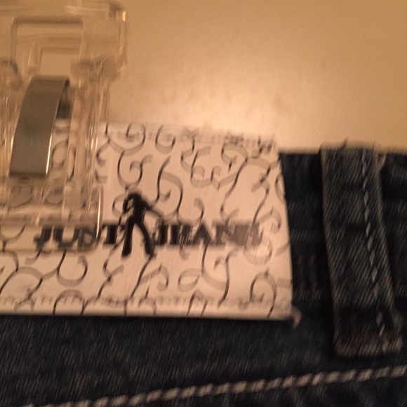 Just Jeans 20 Dark wash blue clam digger shorts - Picture 7 of 9